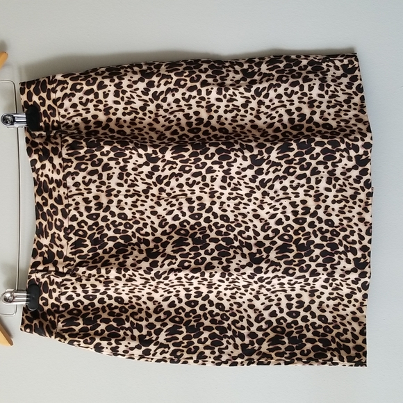 D.F.A. New York Animal Print Skirt - Picture 1 of 8